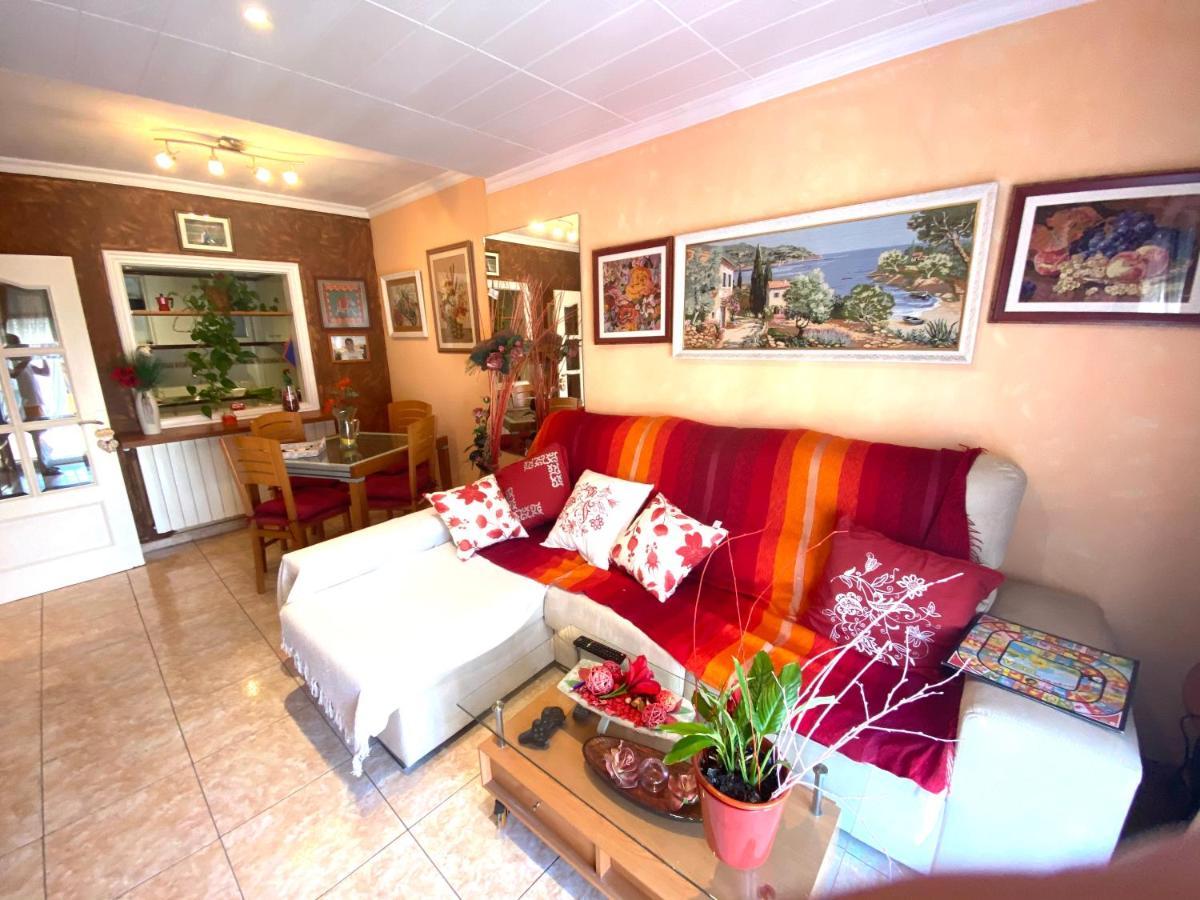 Espectacular Apartament A Palamos Centre! Amb Wifi Luaran gambar